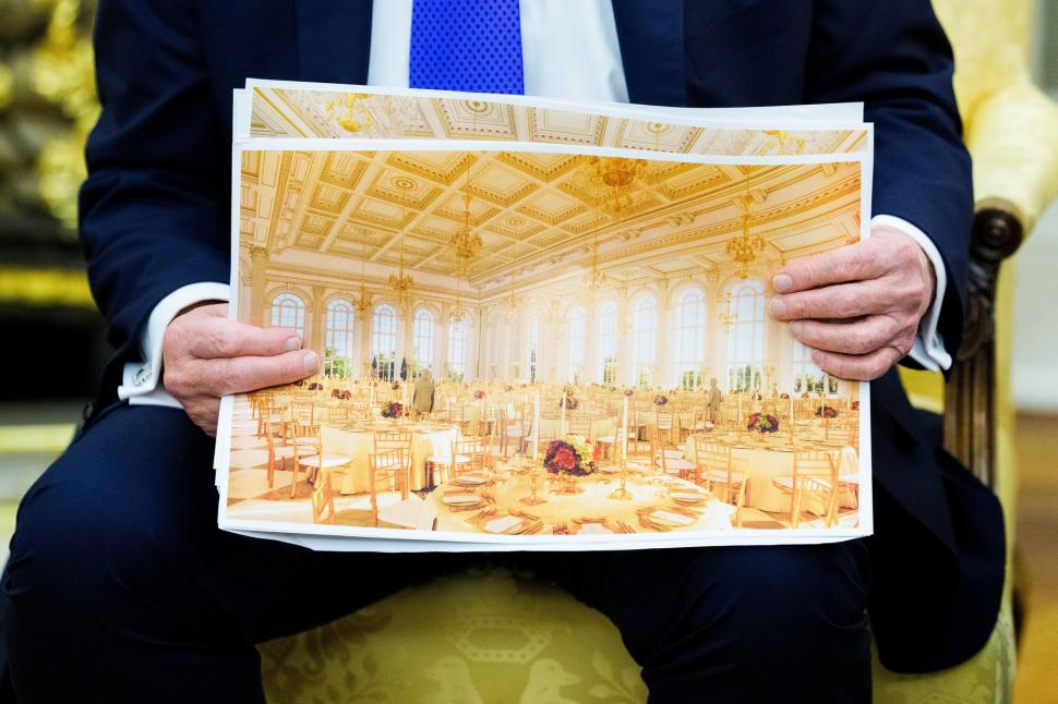 Imagini din satelit. Cum arată Casa Albă, după ce Aripa de Est, construită în 1902, a fost demolată 1018106