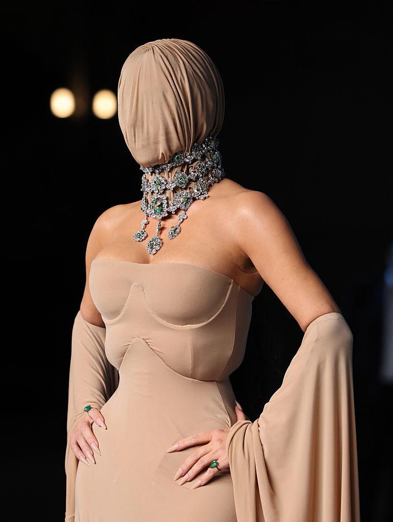 Kim Kardashian dezvăluie că a fost diagnosticată cu anevrism cerebral. Ce i-au spus medicii şi care sunt simptomele  1017883