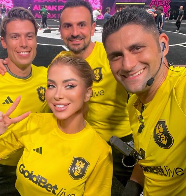 Manuela, cea mai „sclipitoare” arbitră din fotbalul european, spune cât de greu îi este în carieră: Mi-au făcut avansuri, nu am cedat 1017956