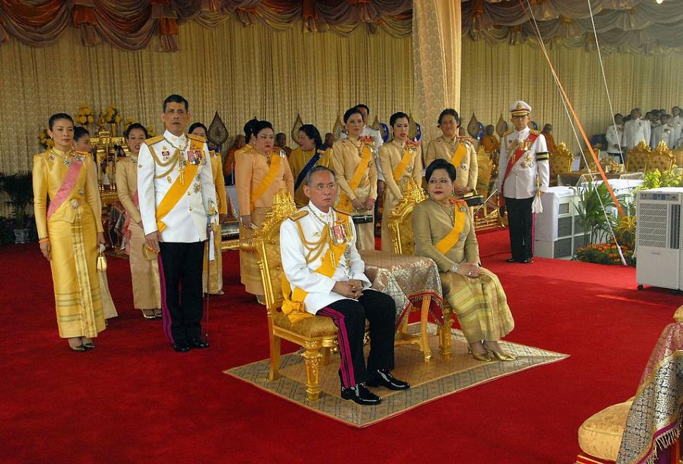 Regina Mamă a Thailandei, cunoscută ca "Jackie Kennedy a Asiei", a murit la vârsta de 93 de ani  1018261