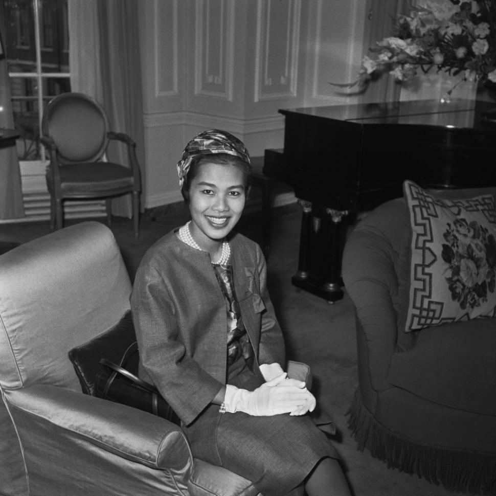 Regina Mamă a Thailandei, cunoscută ca "Jackie Kennedy a Asiei", a murit la vârsta de 93 de ani  1018269