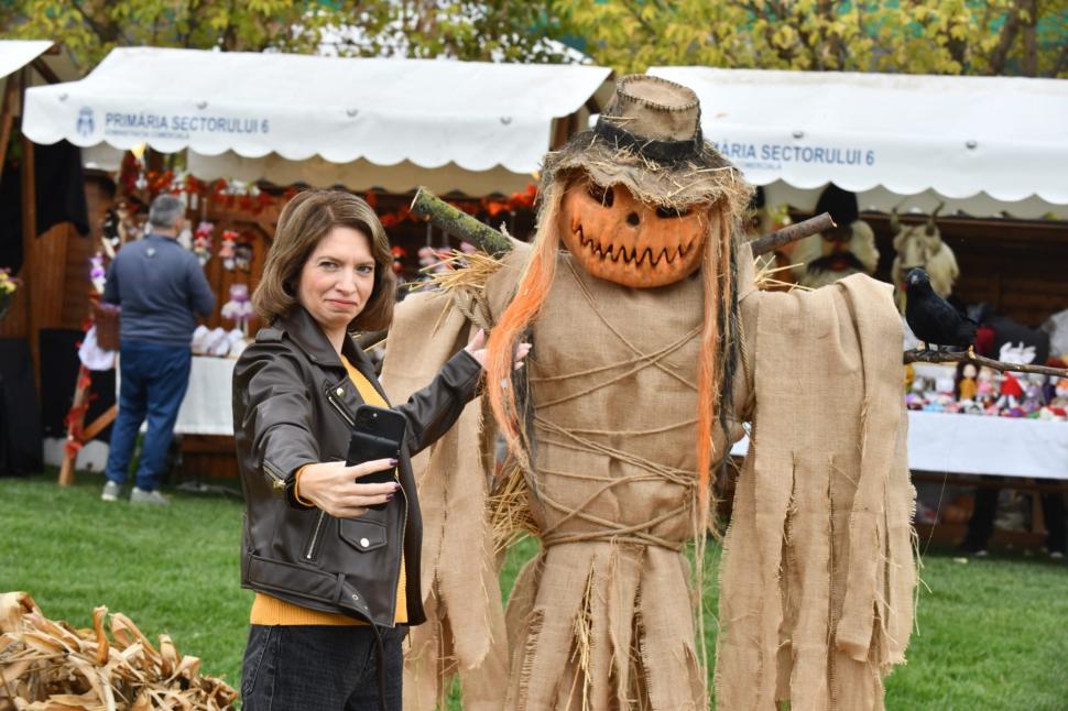 Un Lamborghini realizat manual din 10.000 de chei de yale, printre atracţiile de la West Side Hallo Fest. Ce surprize s-au pregătit 1018305
