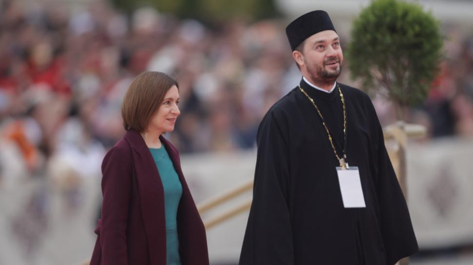 Ce nu s-a văzut la televizor la Sfințirea Catedralei Naționale. Imagini inedite 1018391