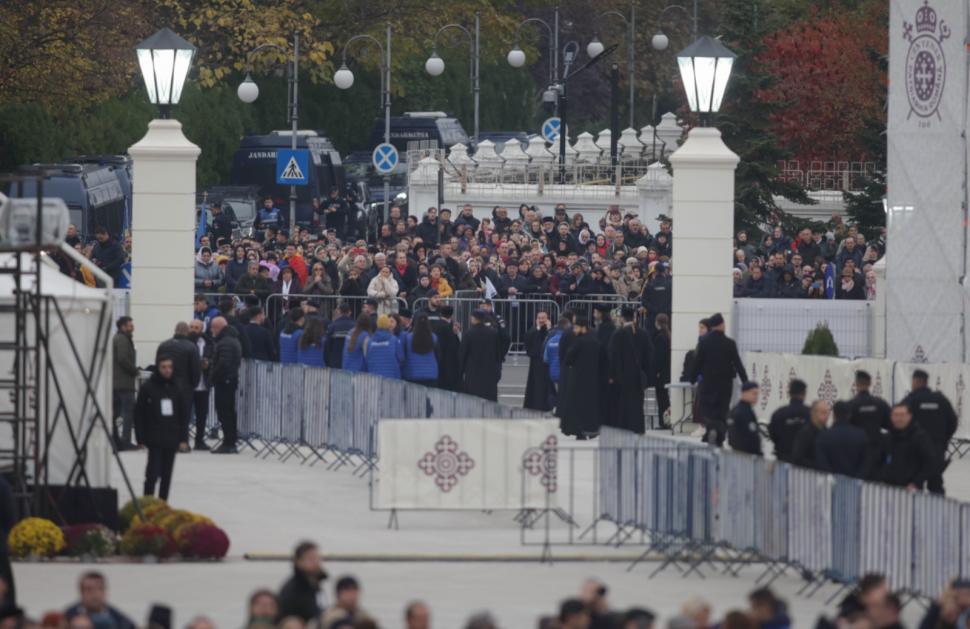 Ce nu s-a văzut la televizor la Sfințirea Catedralei Naționale. Imagini inedite 1018427