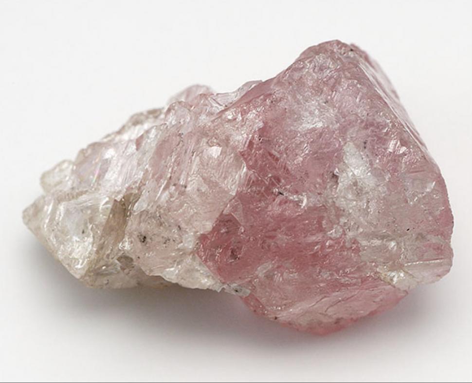 Un diamant brut rar, bicolor, cu o greutate „uluitoare”, a fost descoperit într-o mină din Botswana: Cum arată piatra pe jumătate roz 1018146