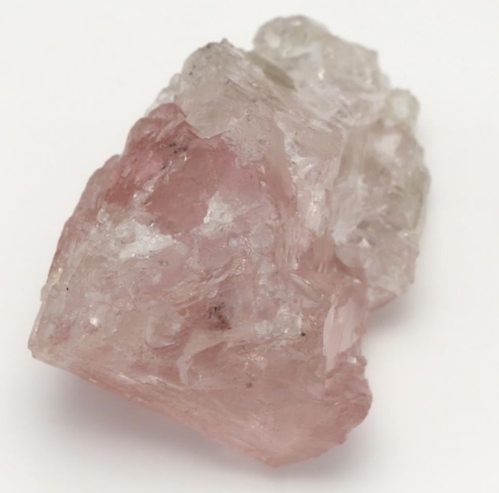 Un diamant brut rar, bicolor, cu o greutate „uluitoare”, a fost descoperit într-o mină din Botswana: Cum arată piatra pe jumătate roz 1018152