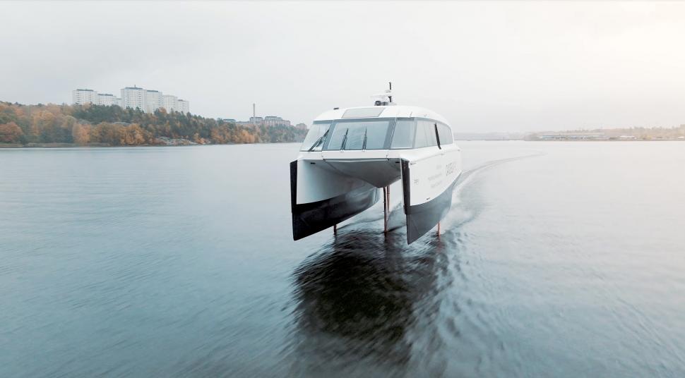 Cum funcționează şi cât de performant e feribotul electric care se ridică deasupra apei. Va fi folosit în Europa, SUA sau India 1018615