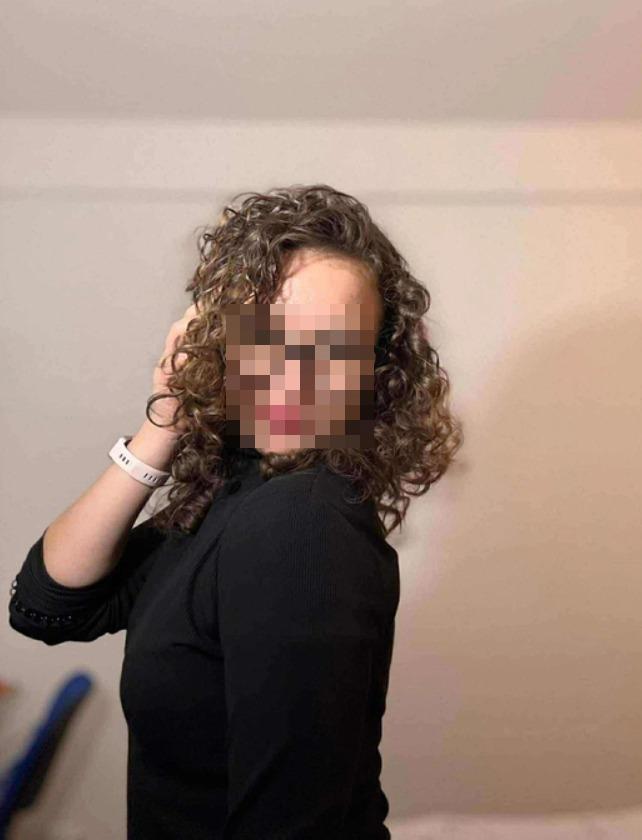 Niște elevi din Iași și-au găsit profesoara pe videochat. Au făcut capturi indecente cu ea și le-au distribuit la tot liceul 1018694