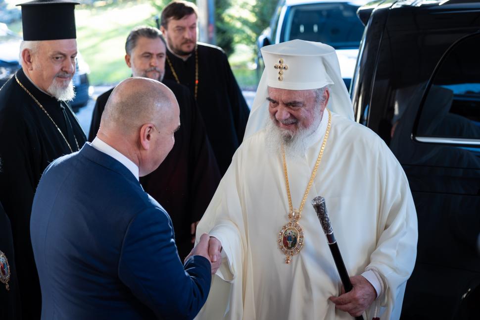 Ilie Bolojan s-a întâlnit la Palatul Victoria cu Patriarhul Ecumenic Bartolomeu I și Patriarhul Daniel: “O mare bucurie creştinească” 1019145