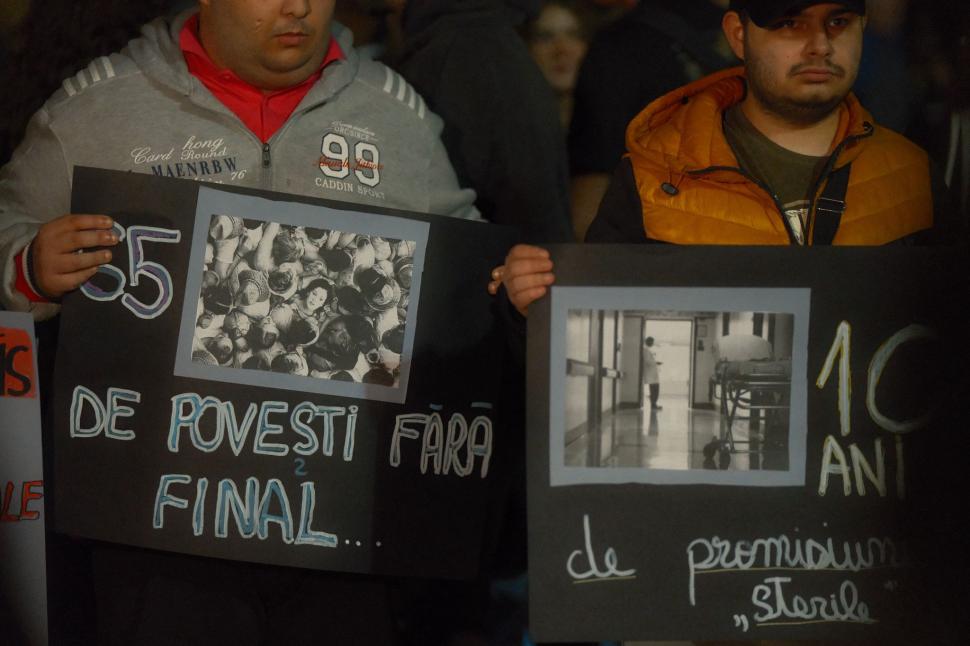 Imagini emoţionante de la marşul din Capitală dedicat victimelor de la Colectiv 1019861