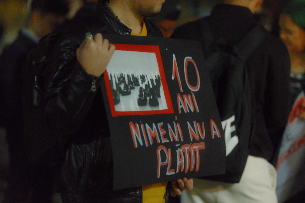 Imagini emoţionante de la marşul din Capitală dedicat victimelor de la Colectiv 1019867