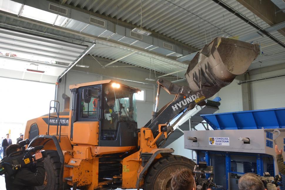  Investiţia care schimbă complet modul în care sunt gestionate deşeurile. "Sunt primării care şi-ar dori să cumpere această tehnologie" 1019839