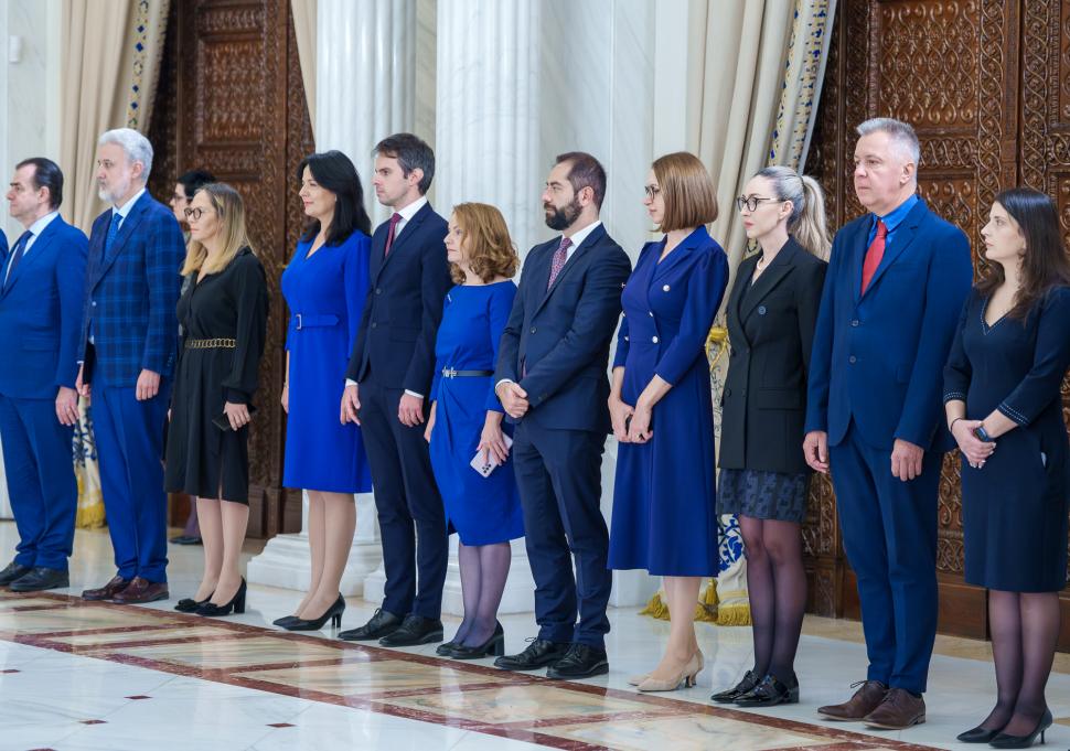 Mesajul lui Ilie Bolojan pentru Oana Gheorghiu în prima ei zi în funcția de vicepremier. Grindeanu: Nu mi-am schimbat punctul de vedere 1019762