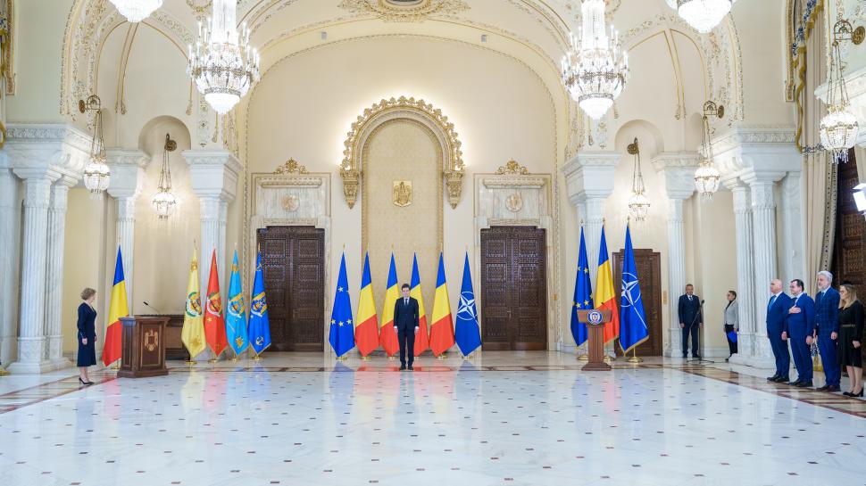 Mesajul lui Ilie Bolojan pentru Oana Gheorghiu în prima ei zi în funcția de vicepremier. Grindeanu: Nu mi-am schimbat punctul de vedere 1019767