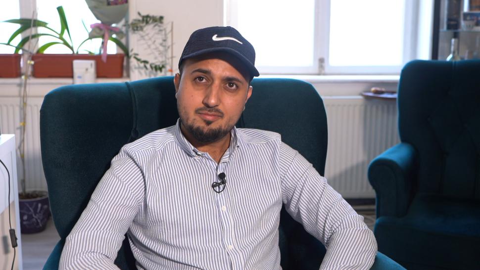 „Nu poţi fura un job pe care nimeni nu-l vrea”. Poveştile livratorilor străini din România: „Copilul mă întreabă mereu când mă întorc” 1019779