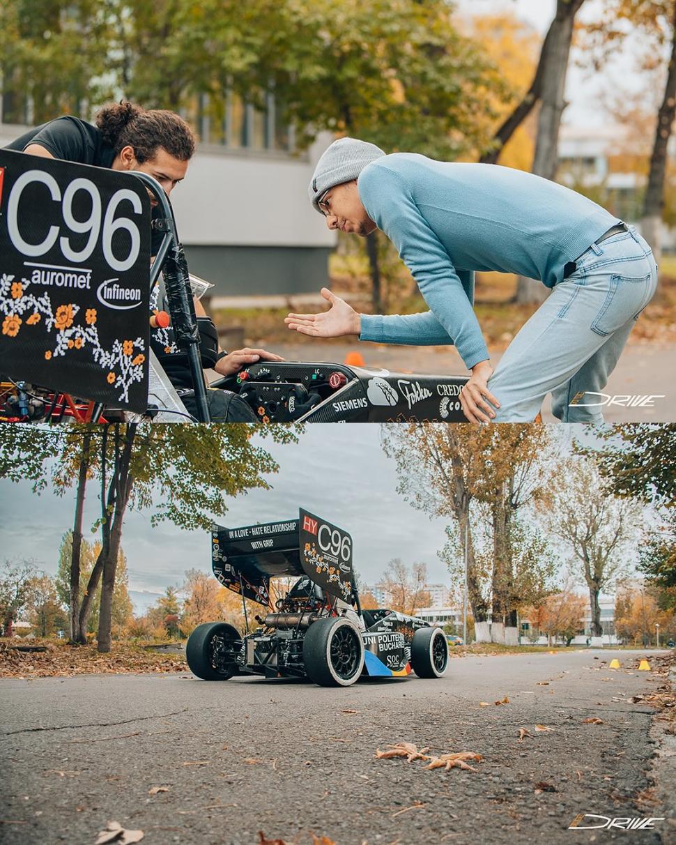 Studenţii Politehnicii Bucureşti au construit primul monopost românesc care va concura pe circuitele internaţionale. Cum arată DR06 1019720