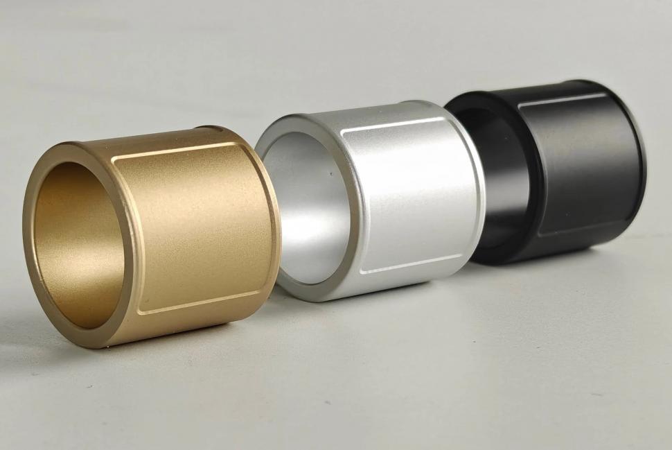 A apărut inelul high-tech care înlocuiește mouse-ul: Cum funcționează și cât costă accesoriul care seamănă cu o bijuterie 1019935