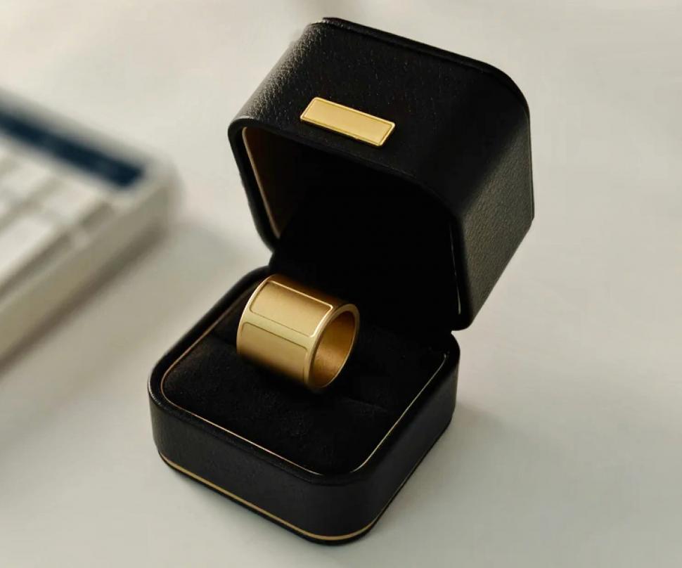 A apărut inelul high-tech care înlocuiește mouse-ul: Cum funcționează și cât costă accesoriul care seamănă cu o bijuterie 1019936