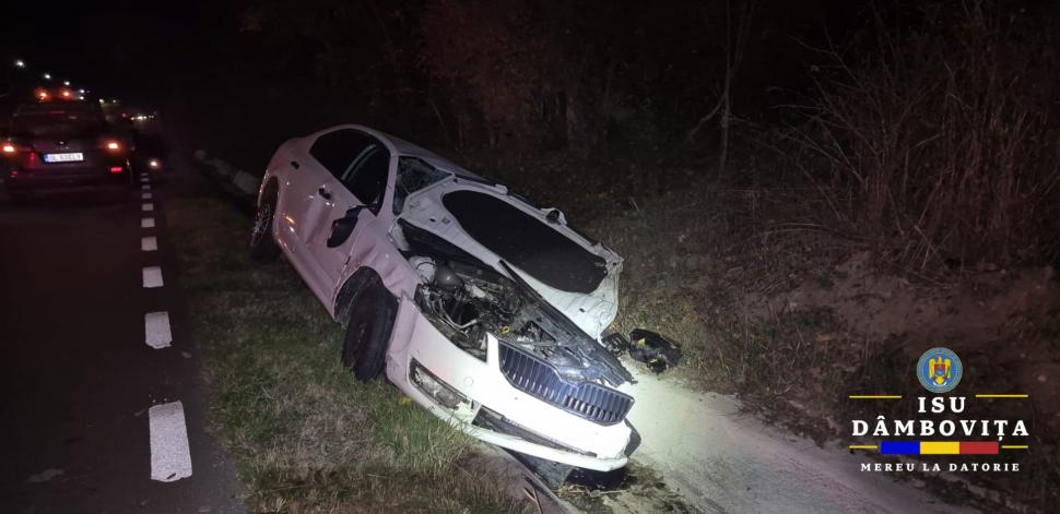 Accident grav pe un drum din Dâmboviţa, în care au fost implicate 5 maşini. Patru oameni au fost duşi la spital 1020233