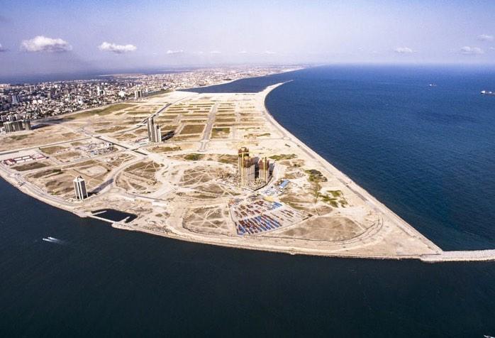 Mega-orașul construit pe o insulă artificială din ocean e 80% gata. Cum arată acum vs. viitorul Eko Atlantic, numit „Dubaiul Africii” 1020080