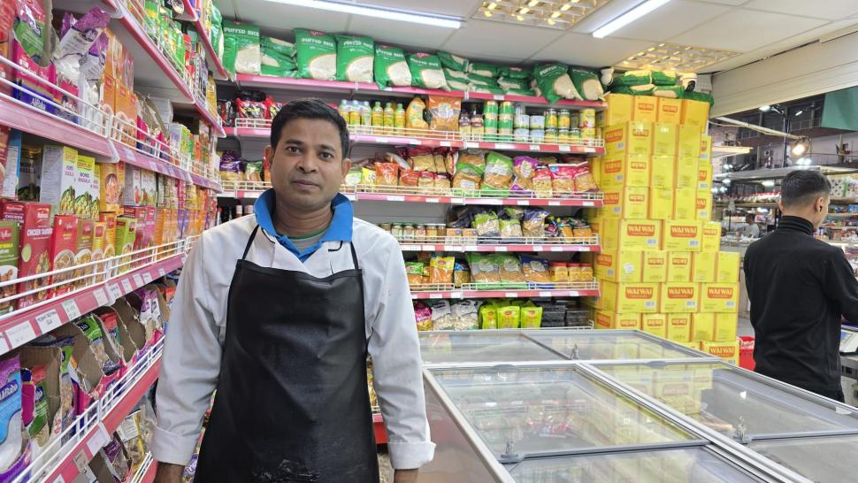 Cum a ajuns Oborul "acasă" pentru muncitorii din Asia. Micii sfârâie astăzi lângă curry si lapte de cocos 1020386