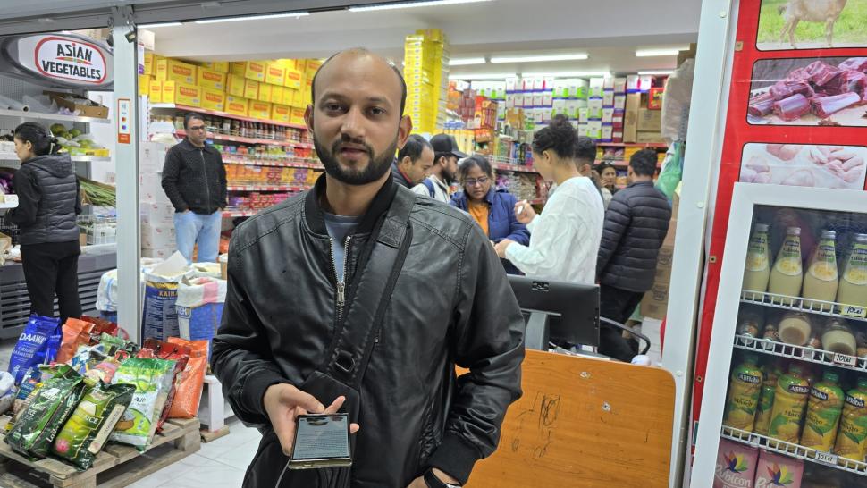 Cum a ajuns Oborul "acasă" pentru muncitorii din Asia. Micii sfârâie astăzi lângă curry si lapte de cocos 1020391