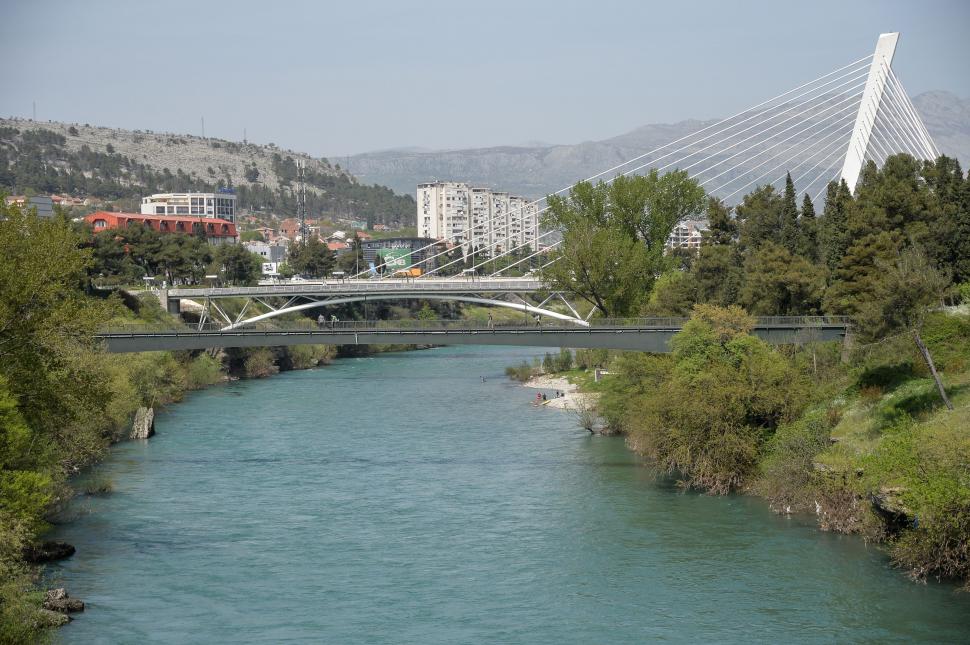 "Marea migrație a milionarilor" în cel mai nou paradis fiscal. E în Europa și a ajuns mai atractiv decât Emiratele Arabe sau SUA 1019699