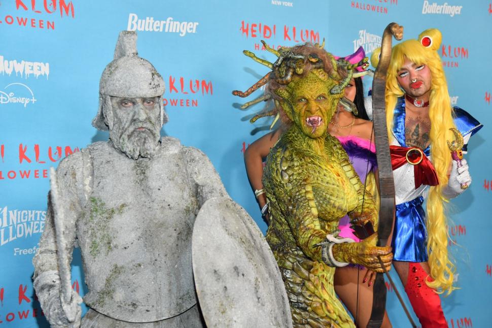 Heidi Klum a fost cu adevărat înfiorătoare în rolul Medusei, la petrecerea anuală de Halloween 1020458