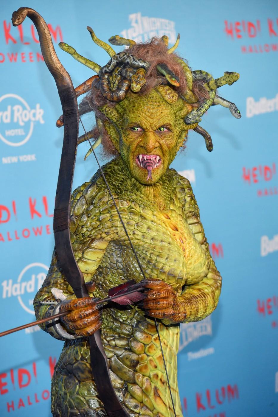 Heidi Klum a fost cu adevărat înfiorătoare în rolul Medusei, la petrecerea anuală de Halloween 1020460