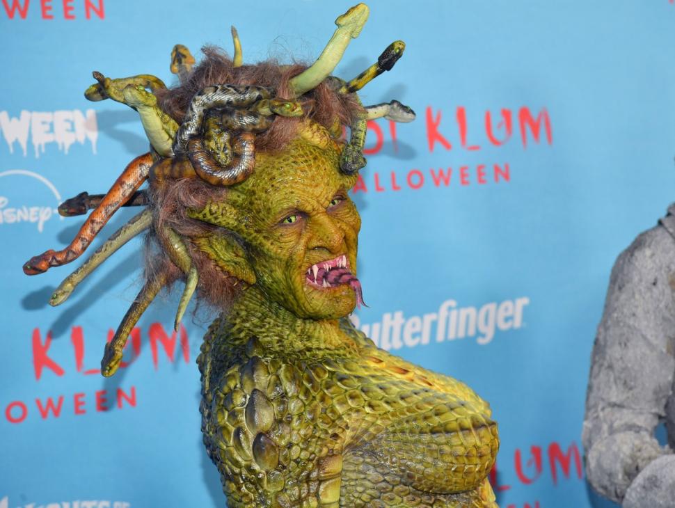 Heidi Klum a fost cu adevărat înfiorătoare în rolul Medusei, la petrecerea anuală de Halloween 1020461
