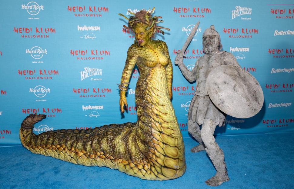 Heidi Klum a fost cu adevărat înfiorătoare în rolul Medusei, la petrecerea anuală de Halloween 1020464