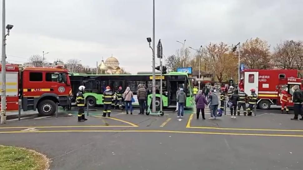 Accident grav, cu 8 victime, în cartierul Drumul Taberei din București: Tramvaiul 41 s-a ciocnit cu un autobuz STB 1020785