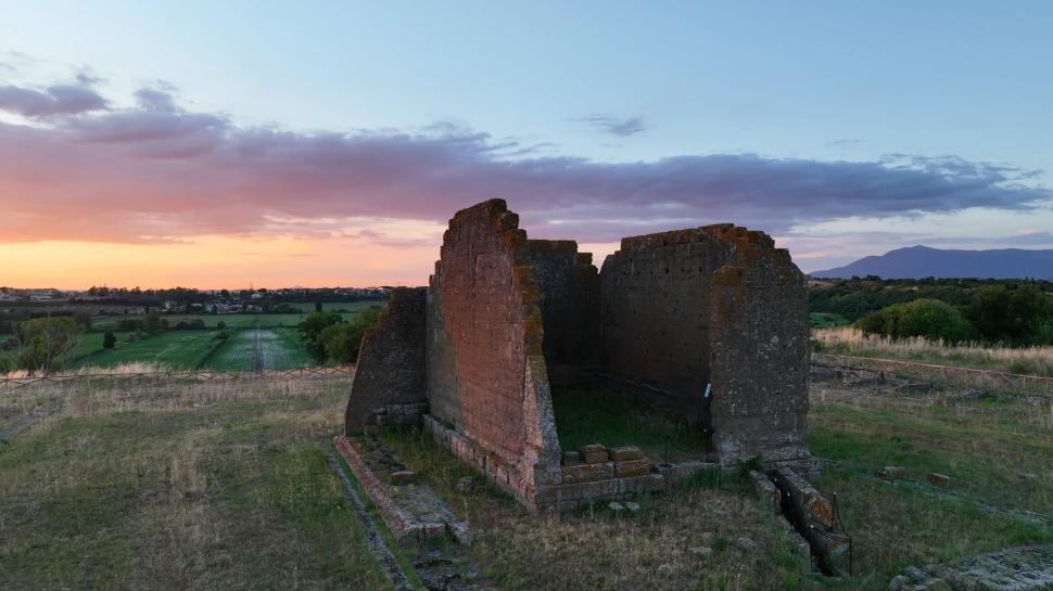 Arheologii au descoperit ruine masive din piatră într-un oraș antic care odată a rivalizat cu Roma   1020827