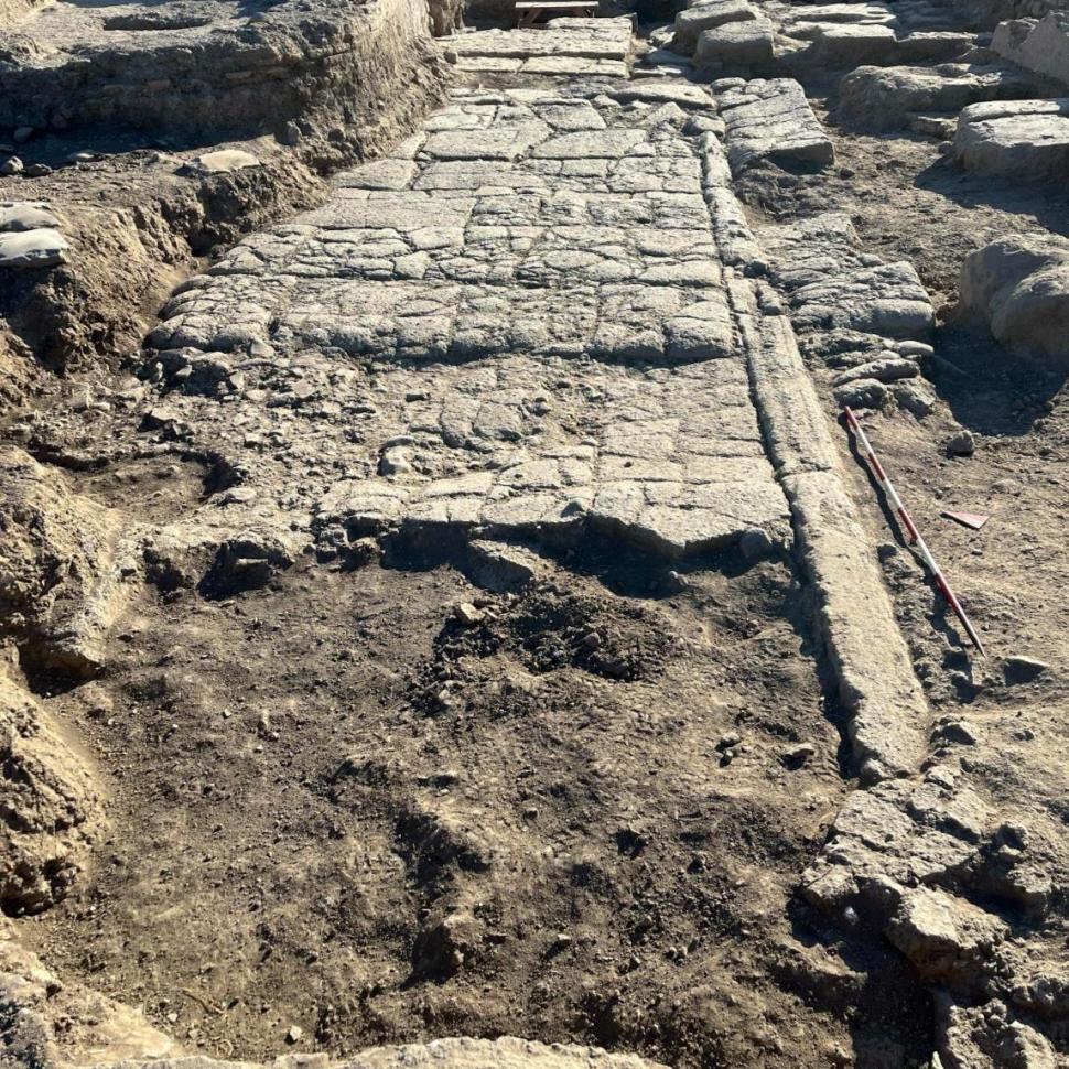 Arheologii au descoperit ruine masive din piatră într-un oraș antic care odată a rivalizat cu Roma   1020829