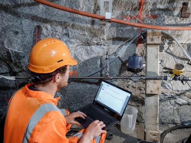 Cercetătorii provoacă intențional cutremure, sub Alpi, ca să înțeleagă ce se întâmplă înainte ca un seism să lovească 1020802