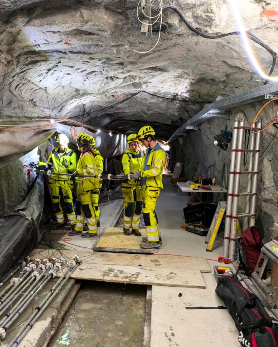 Cercetătorii provoacă intențional cutremure, sub Alpi, ca să înțeleagă ce se întâmplă înainte ca un seism să lovească 1020804