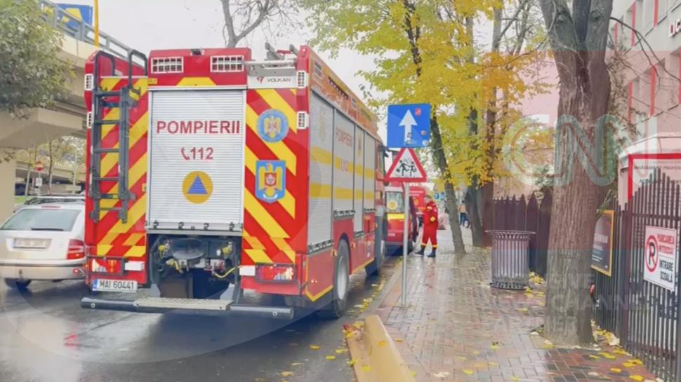 Liceul „Theodor Pallady” din București a fost evacuat de urgență: ISU confirmă o scurgere de gaz în zonă. Elevi au fost trimiși acasă 1020886