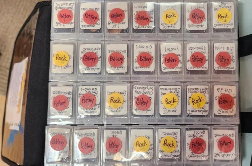 Unui bărbat nu i-a venit să creadă ce a găsit la un second-hand cu doar 2 lei: „Mi-a căzut fața” 1020813