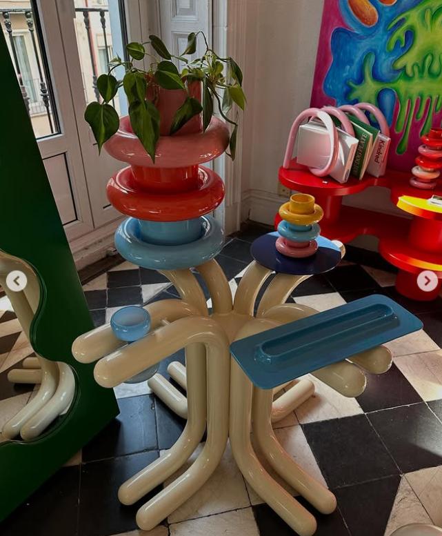 Este celebru și bogat, dar locuiește într-un apartament de 30 mp. Cum a cucerit lumea un designer cu o poză pusă pe Instagram 1021030