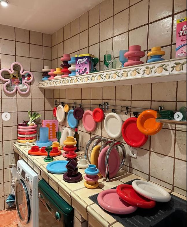 Este celebru și bogat, dar locuiește într-un apartament de 30 mp. Cum a cucerit lumea un designer cu o poză pusă pe Instagram 1021032