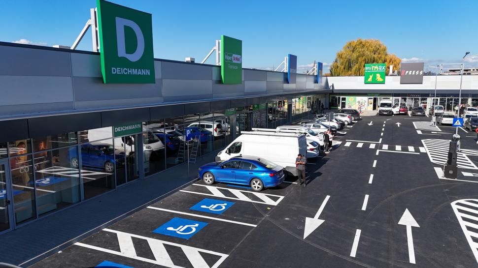 Fostul fotbalist Gică Popescu a deschis un mall în Hunedoara. Cum arată "GP Plaza" 1021228