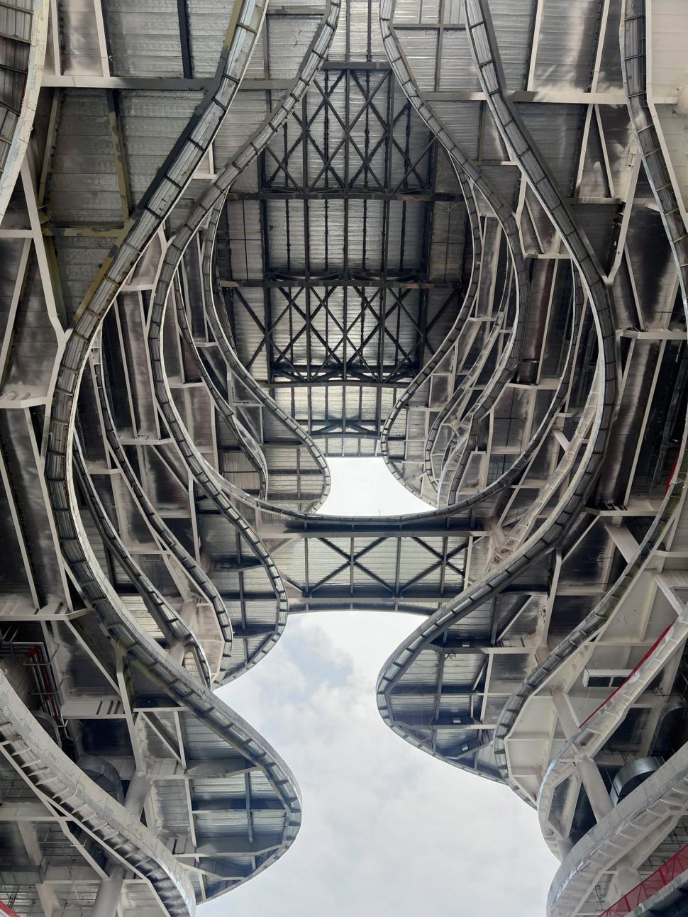 Două turnuri care se unesc în vârf, inspirate de munți şi canioane, se construiesc în Shenzen. Cum va arăta Yidan Center 1021415