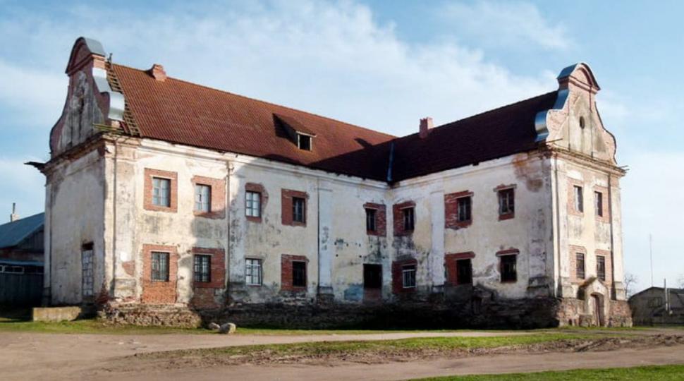 O mănăstire veche de 400 de ani a fost vândută la prețul unei pizza și va fi transformată în clinică stomatologică, în Belarus 1021361