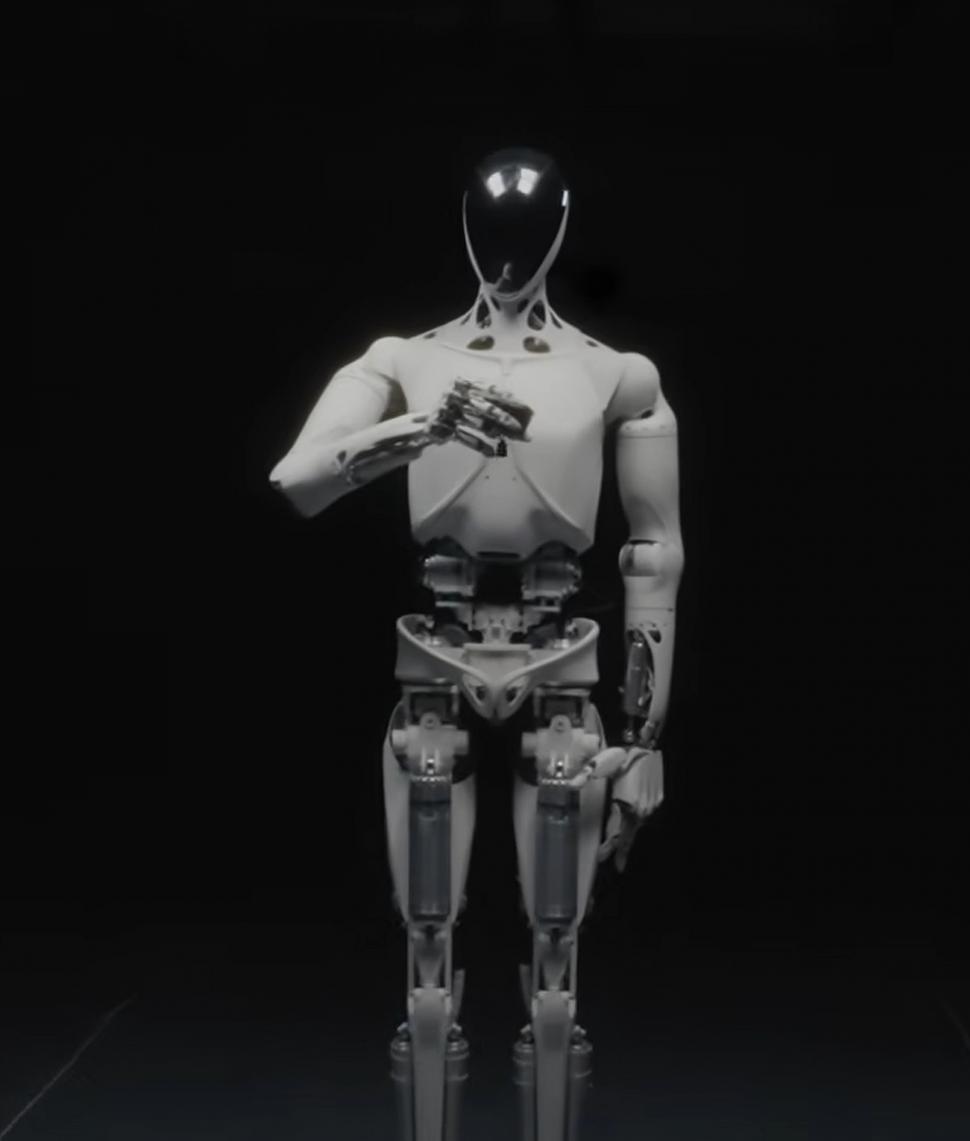 A fost lansat robotul cu mușchi, care merge, vorbește și se mișcă exact ca un om. “Mulți au spus că este o persoană deghizată” 1021578