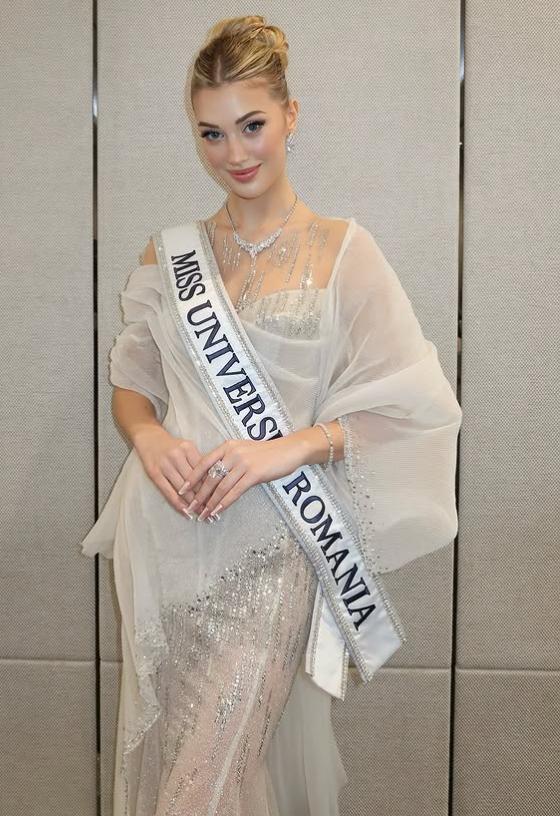 Cine e Cătălina Jacob, care va reprezenta România la Miss Univers 2025. Are dublă cetățenie și la 18 ani s-a mutat în Milano 1021662