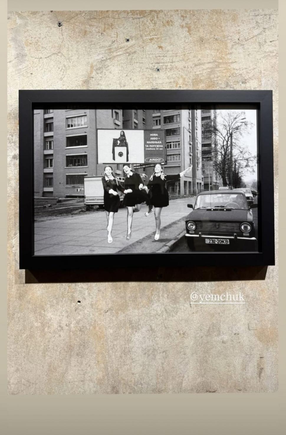 O fotografă ucraineană, căsătorită cu un actor din SUA, revine acasă, în război. Ce a descoperit acolo a copleșit-o 1021157