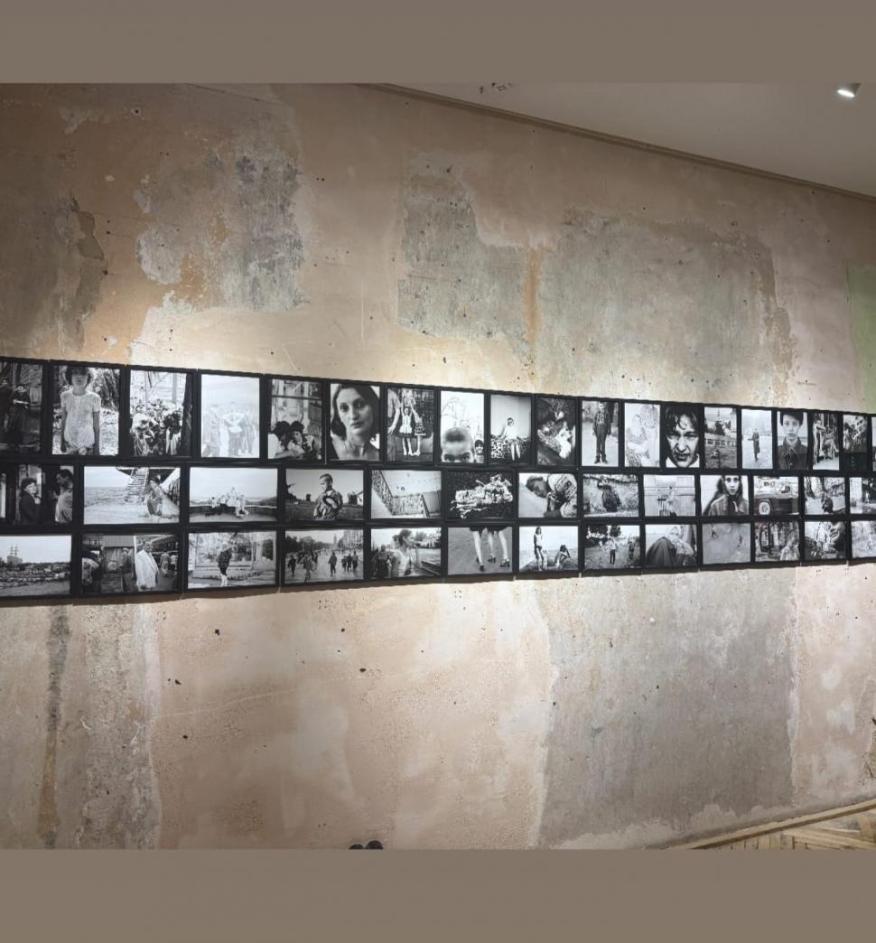 O fotografă ucraineană, căsătorită cu un actor din SUA, revine acasă, în război. Ce a descoperit acolo a copleșit-o 1021162