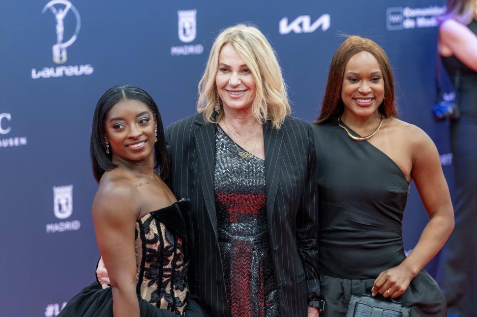 Nadia Comăneci împlineşte miercuri 64 de ani. Cu ce se ocupă în 2025 1022692