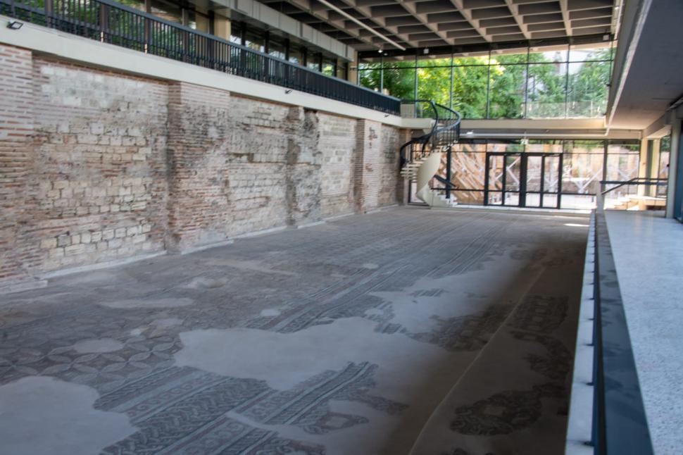Turiștii vor putea vizita gratuit marele mozaic antic din Tomis: Se redeschide Edificiul Roman din Constanța, vineri, de Ziua Dobrogei 1022790