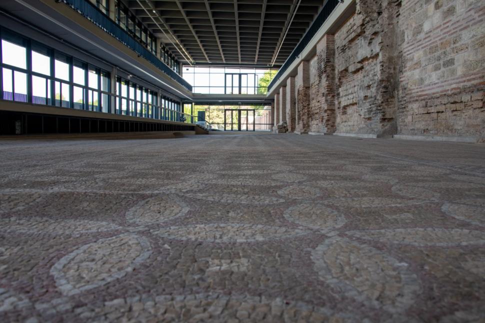 Turiștii vor putea vizita gratuit marele mozaic antic din Tomis: Se redeschide Edificiul Roman din Constanța, vineri, de Ziua Dobrogei 1022792